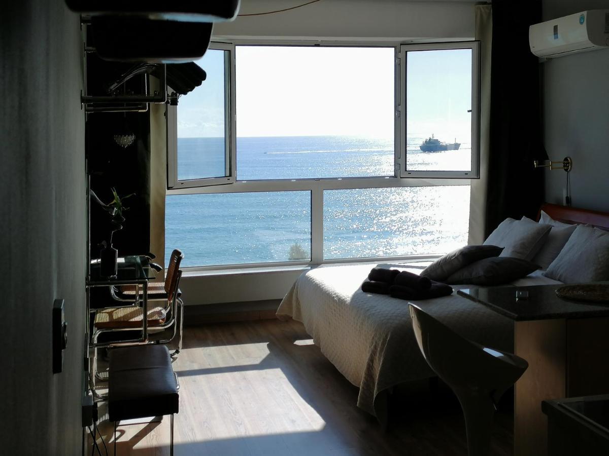 A City-Center Seaview Penthouse At Oceanic Лимасол Экстерьер фото
