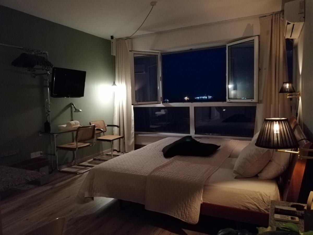 A City-Center Seaview Penthouse At Oceanic Лимасол Экстерьер фото