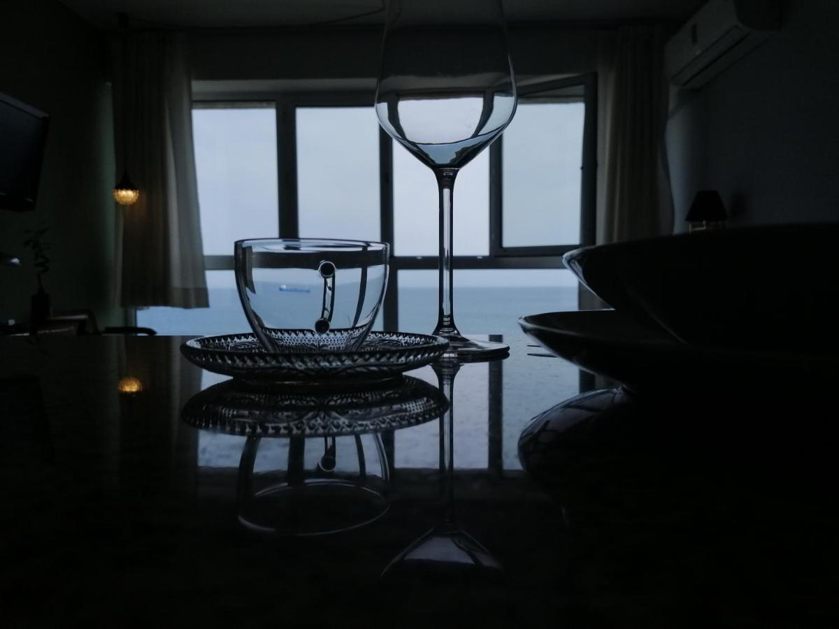 A City-Center Seaview Penthouse At Oceanic Лимасол Экстерьер фото